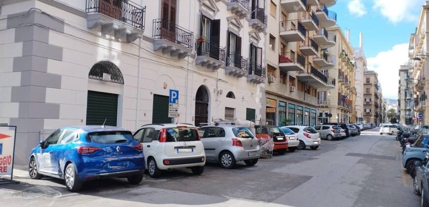 Posto moto in locazione – Zona Roma/Cavour – Palermo