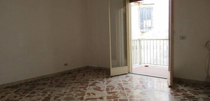 Appartamento in vendita – Quadrilocale con magazzino – Via Palermo – Monreale