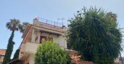 Porzione di villa bifamiliare in vendita – quattro livelli – Mondello