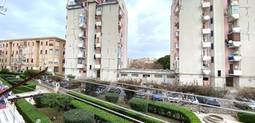 Appartamento in vendita – Trilocale –  Via ZIsa – zona Zisa – Palermo